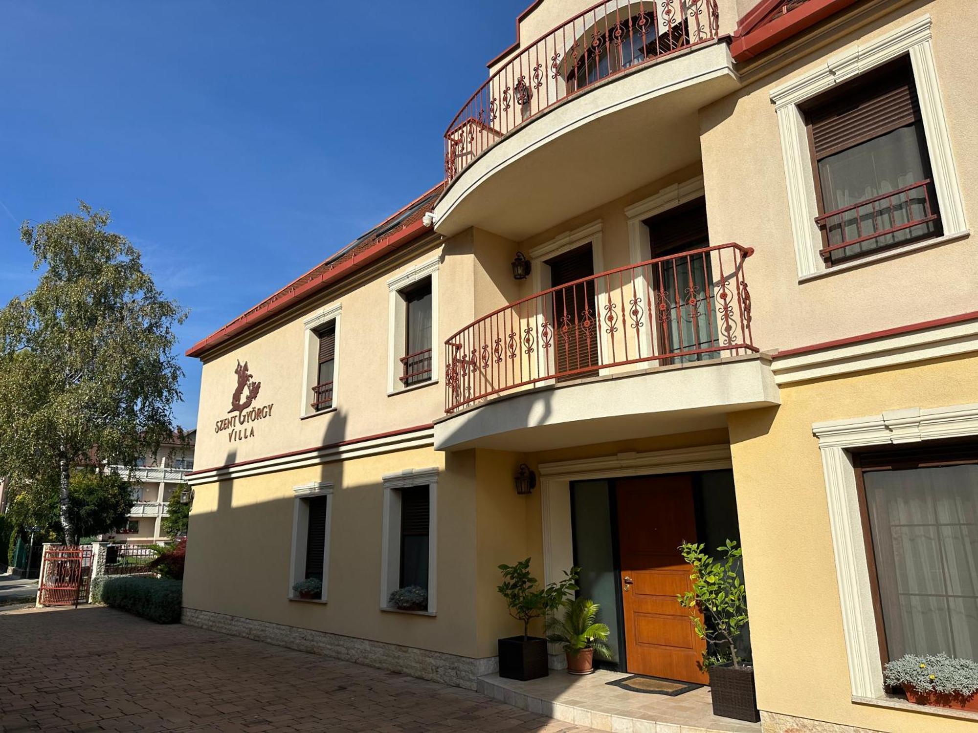 Szent Gyoergy Villa Apartmanhaz Heviz Exterior photo